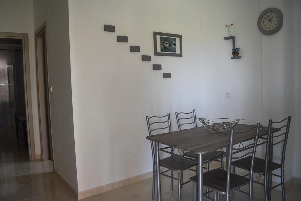 Mirsini Apartments アギオス・ゲオルギオス エクステリア 写真